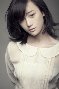 明月蔡林个人资料,才华横溢的文艺新星，揭秘其成长历程与艺术成就